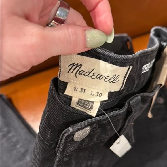 Madewell The Athletic 1991 Straight-Leg Jean - Picture 5 of 7